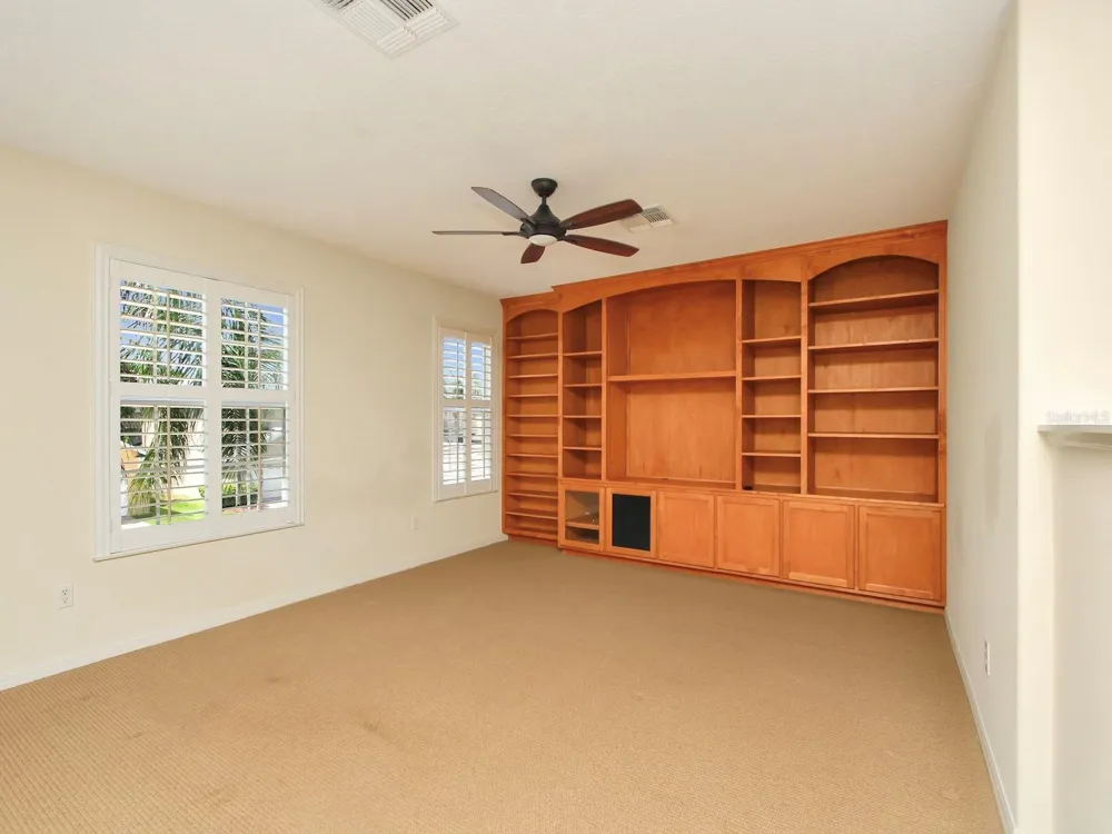 10093 CHARDONNAY DRIVE Orlando, FL 32832
