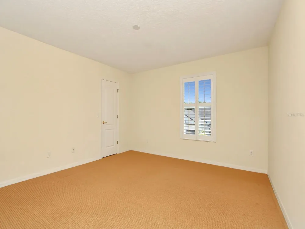 10093 CHARDONNAY DRIVE Orlando, FL 32832