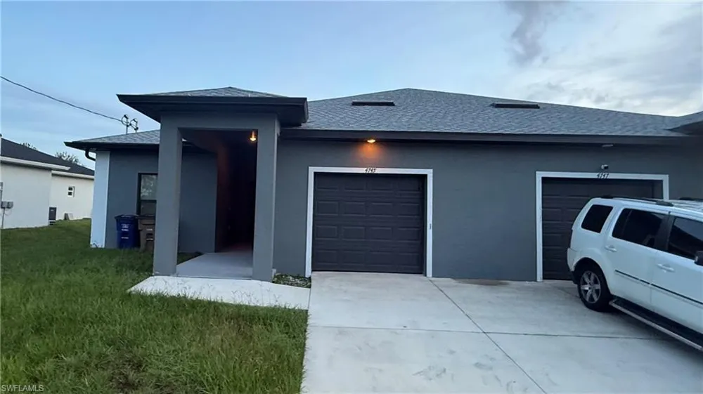 4745 26th Street SW Lehigh Acres, FL 33973