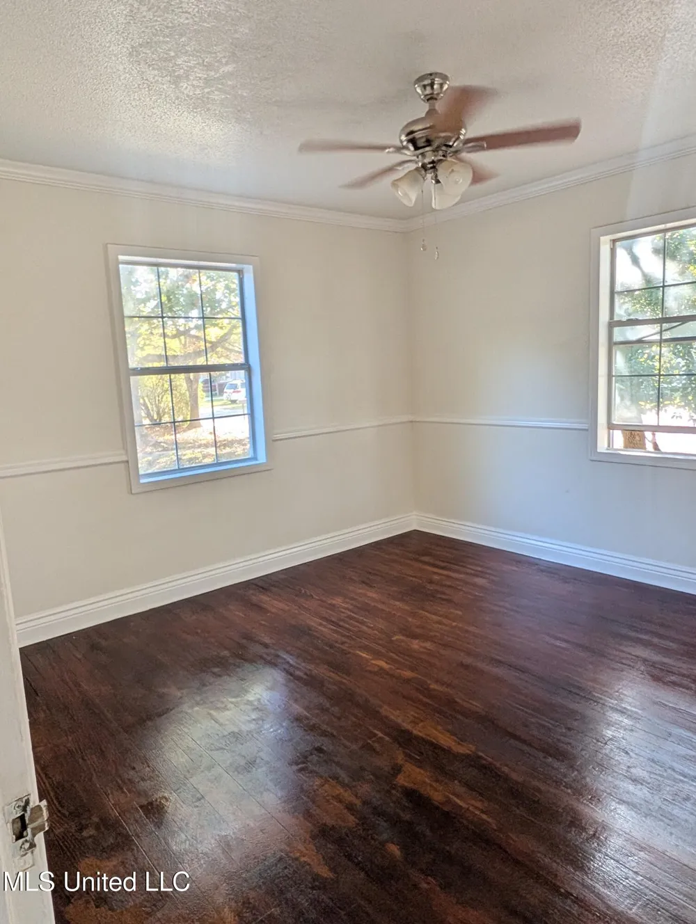 2302 Wilson Avenue Pascagoula, MS 39567