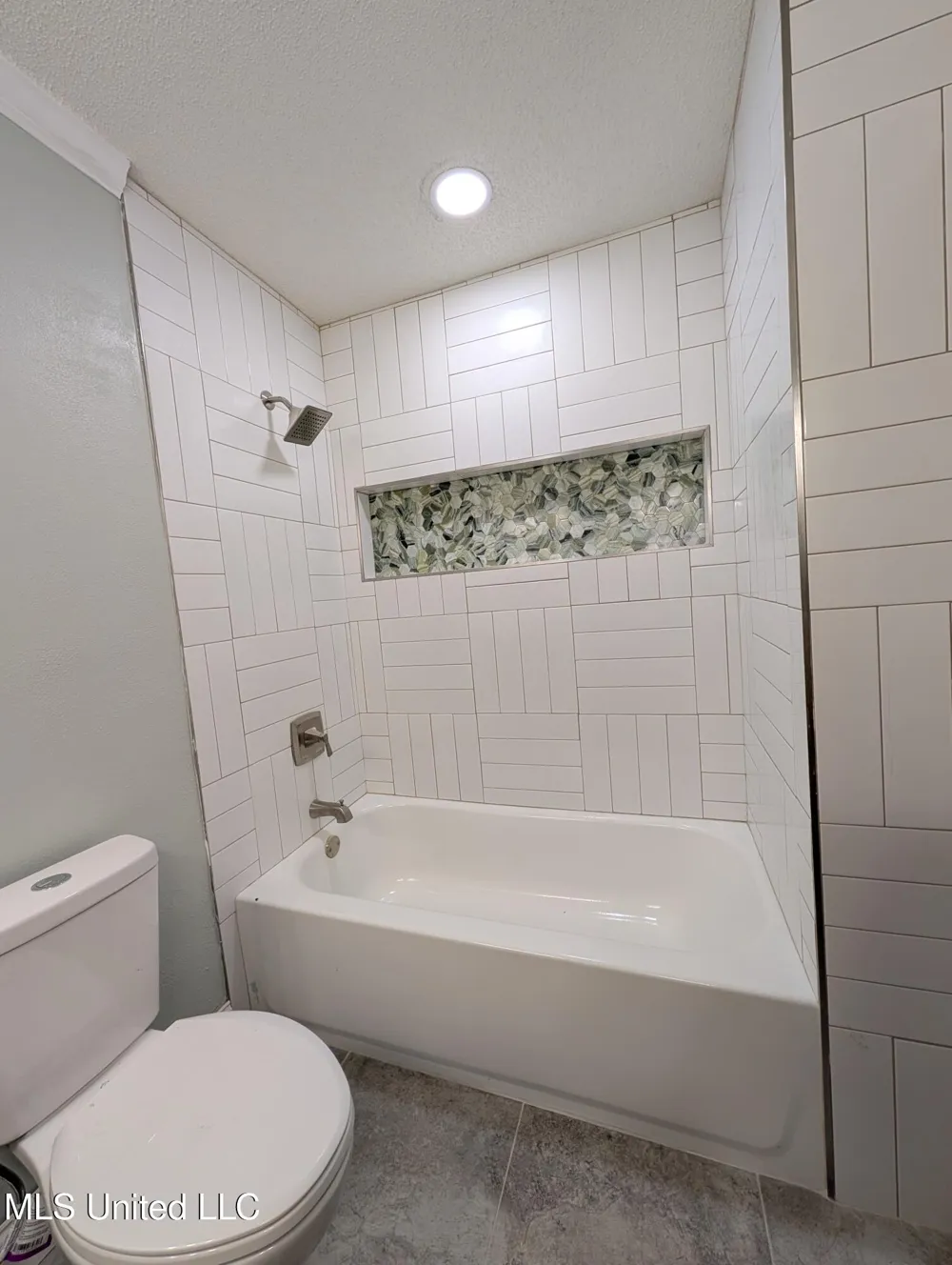 2302 Wilson Avenue Pascagoula, MS 39567