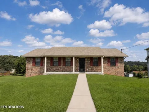 1456 Cattlemans Drive
