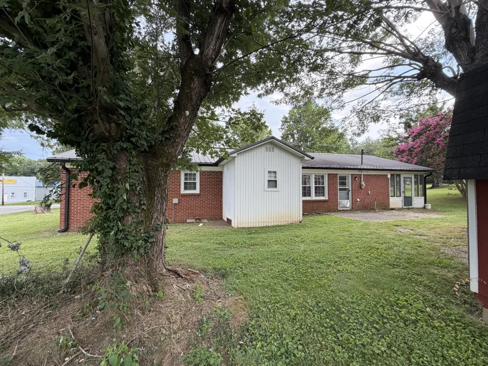 708 Cadillac Ln McMinnville, TN 37110
