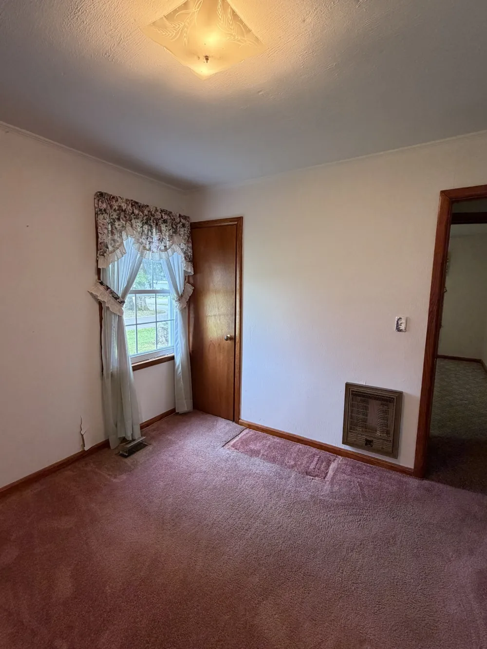 708 Cadillac Ln McMinnville, TN 37110