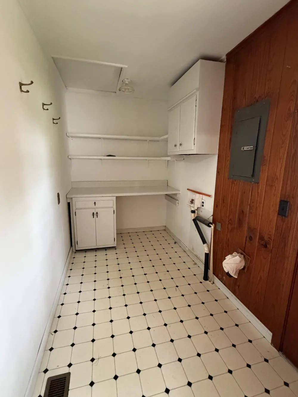 708 Cadillac Ln McMinnville, TN 37110