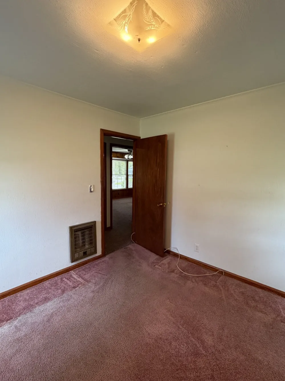 708 Cadillac Ln McMinnville, TN 37110