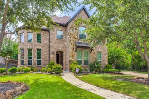 2901 Merryglen Lane