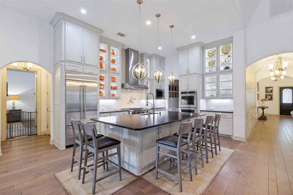 2901 Merryglen Lane Flower Mound, TX 75022
