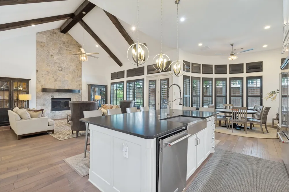 2901 Merryglen Lane Flower Mound, TX 75022