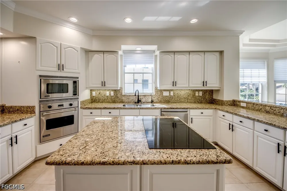 Harbour Yacht Court #C Fort Myers, FL 33908
