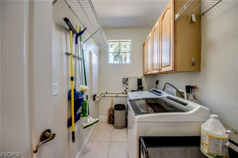 Harbour Yacht Court #C Fort Myers, FL 33908