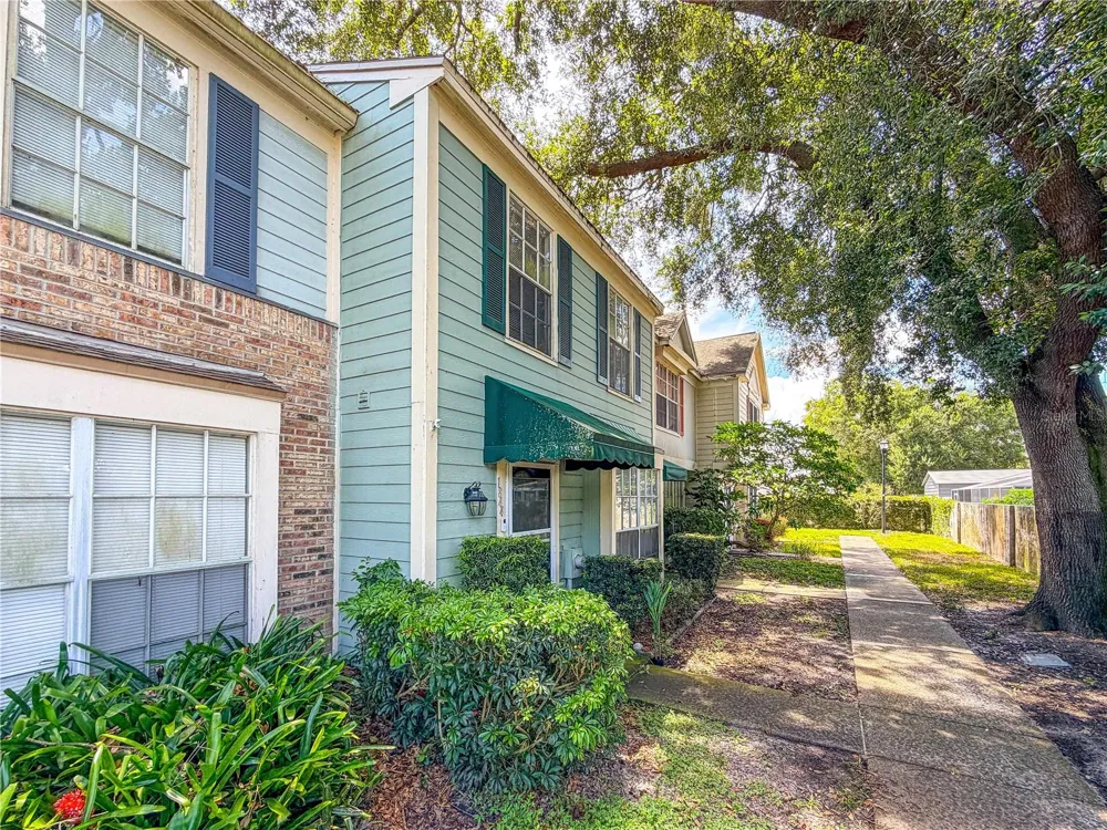 1844 MILL RUN CIRCLE Tampa, FL 33613