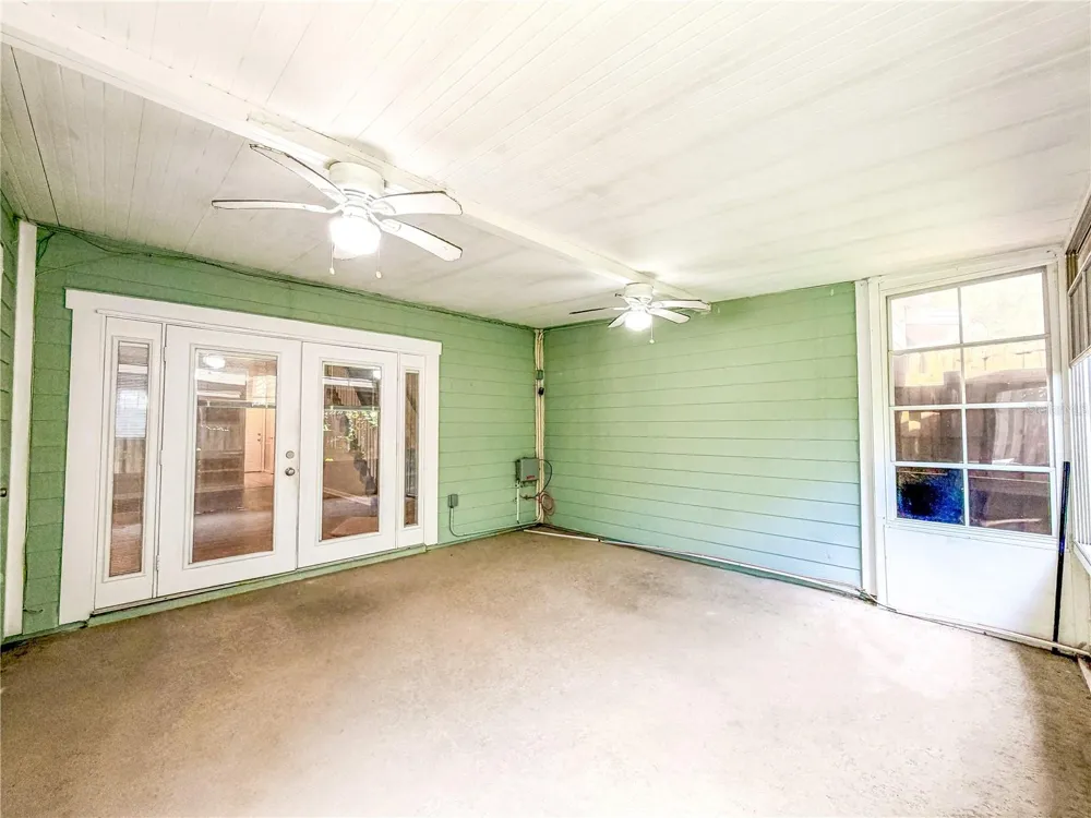 1844 MILL RUN CIRCLE Tampa, FL 33613