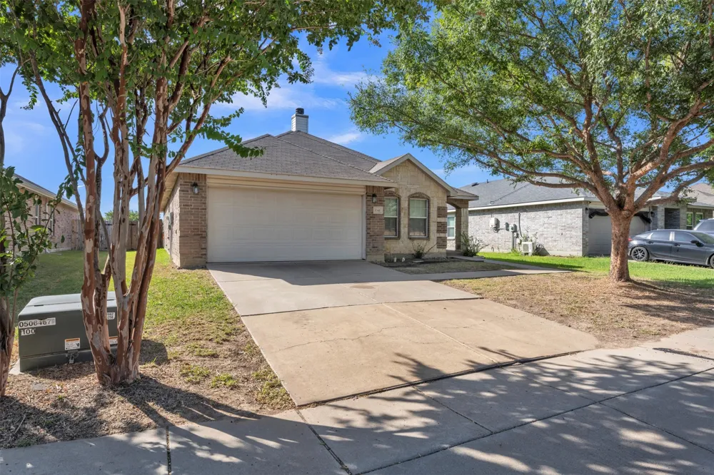 1341 Haley Lane Burleson, TX 76028