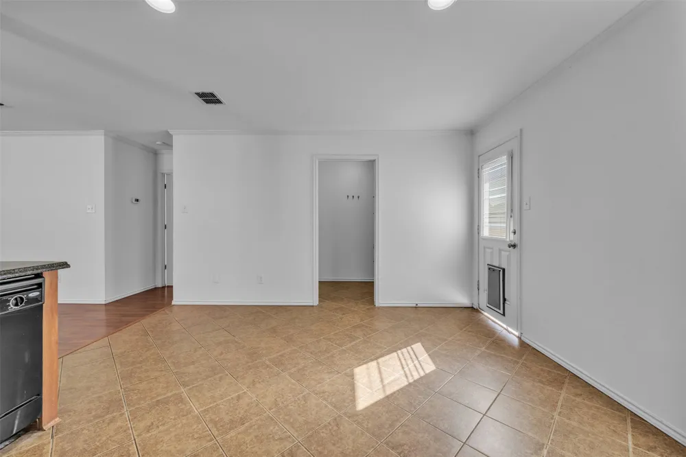 1341 Haley Lane Burleson, TX 76028