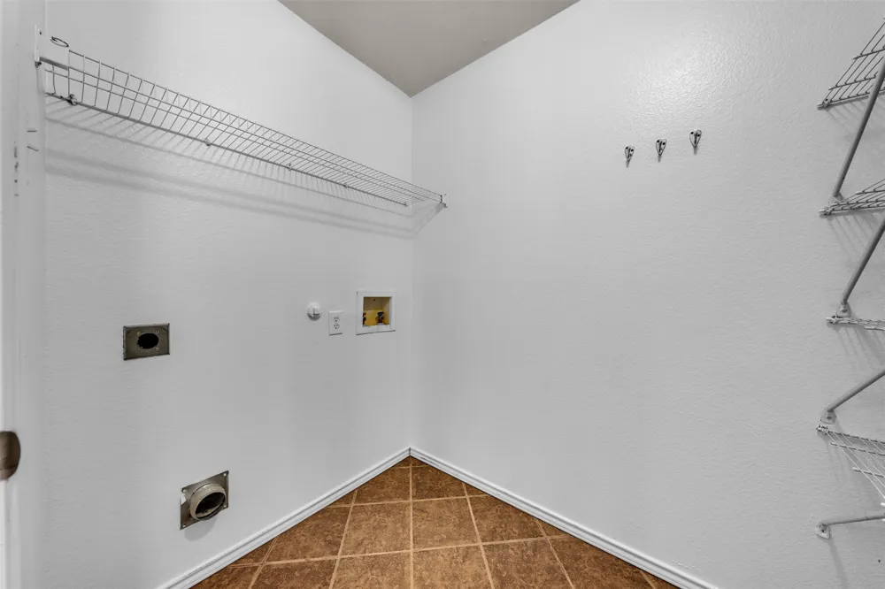 1341 Haley Lane Burleson, TX 76028