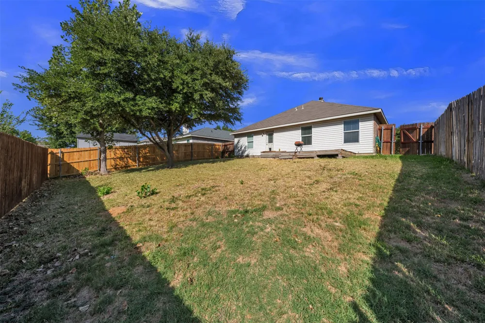 1341 Haley Lane Burleson, TX 76028