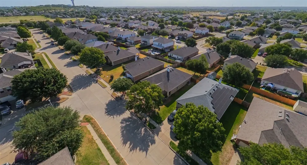 1341 Haley Lane Burleson, TX 76028
