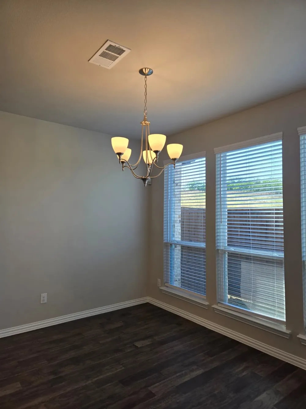 3909 Morel Drive Lewisville, TX 75056