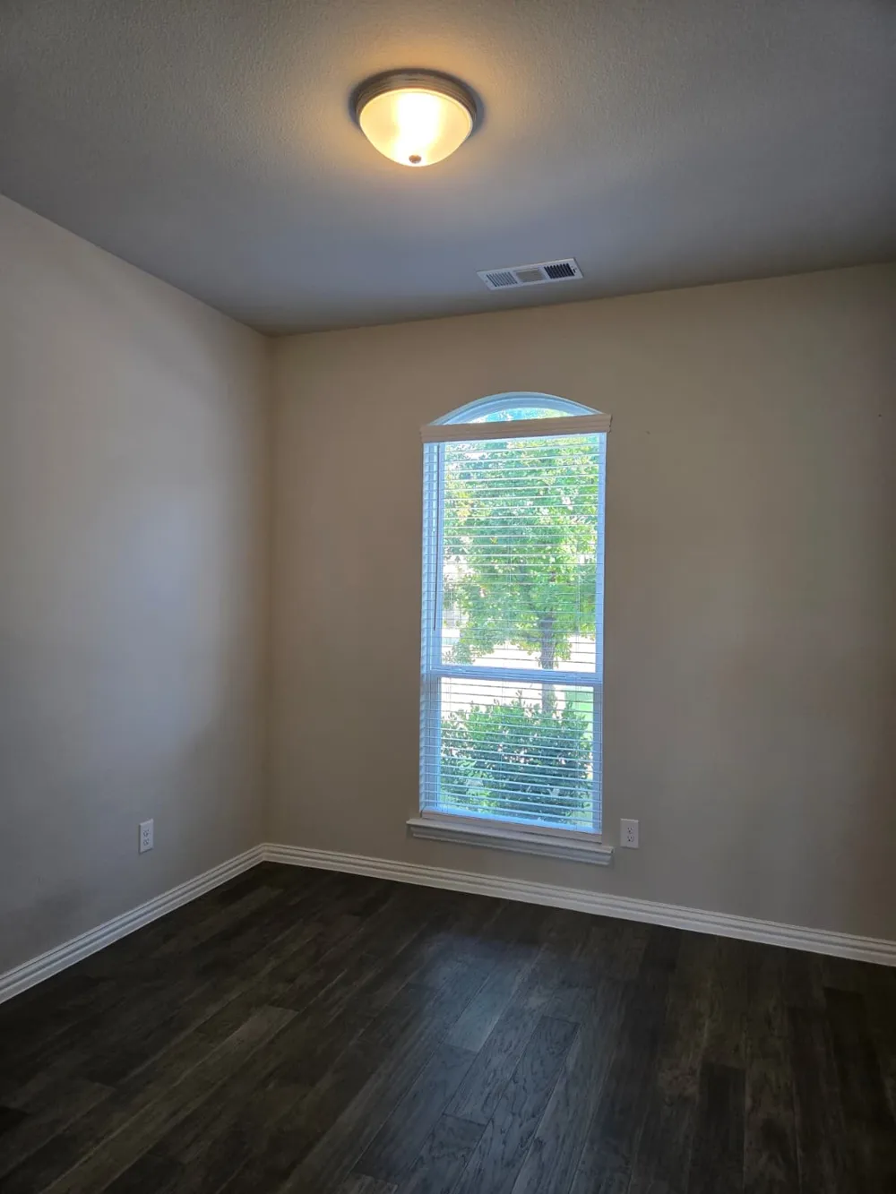 3909 Morel Drive Lewisville, TX 75056