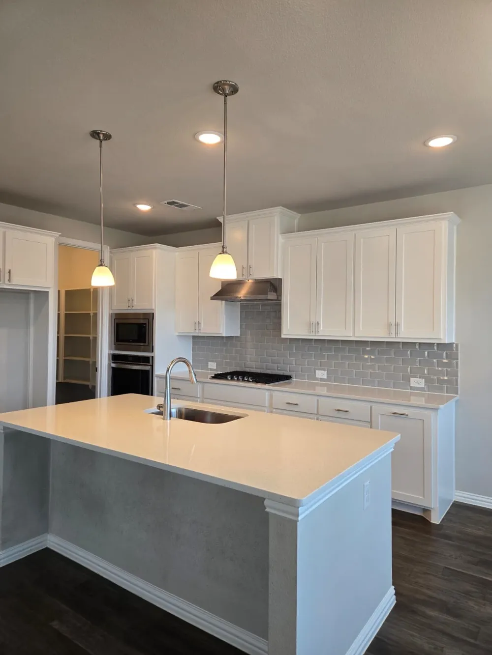 3909 Morel Drive Lewisville, TX 75056