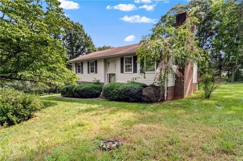 210 Knoxwood Road