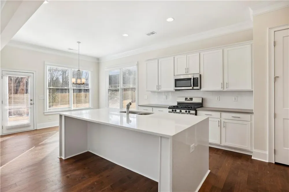 5917 Creek Indian Drive Sugar Hill, GA 30518