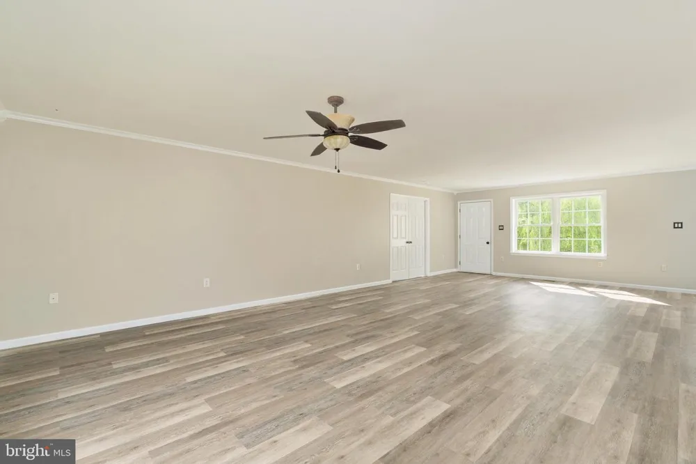 102 ZEBRA LANE Berkeley Springs, WV 25411
