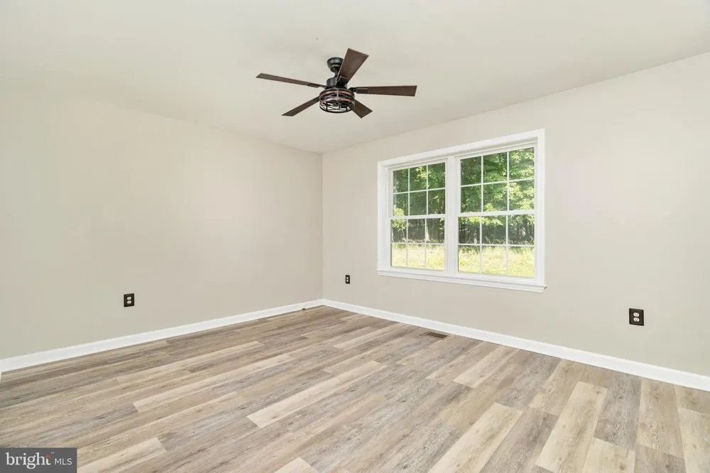 102 ZEBRA LANE Berkeley Springs, WV 25411