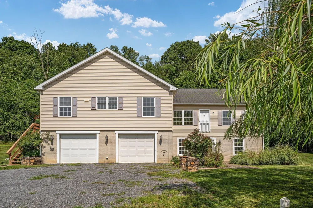 102 ZEBRA LANE Berkeley Springs, WV 25411