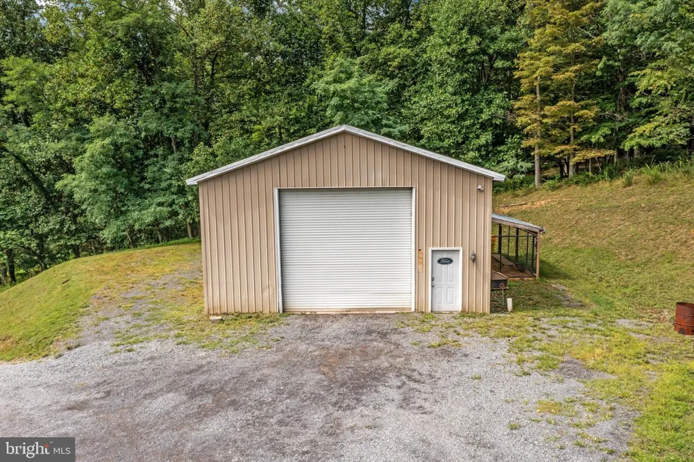 102 ZEBRA LANE Berkeley Springs, WV 25411