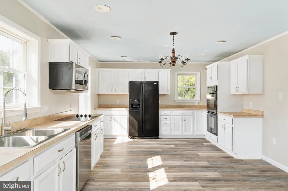 102 ZEBRA LANE Berkeley Springs, WV 25411