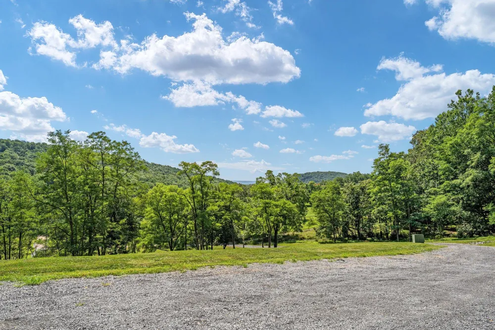 102 ZEBRA LANE Berkeley Springs, WV 25411