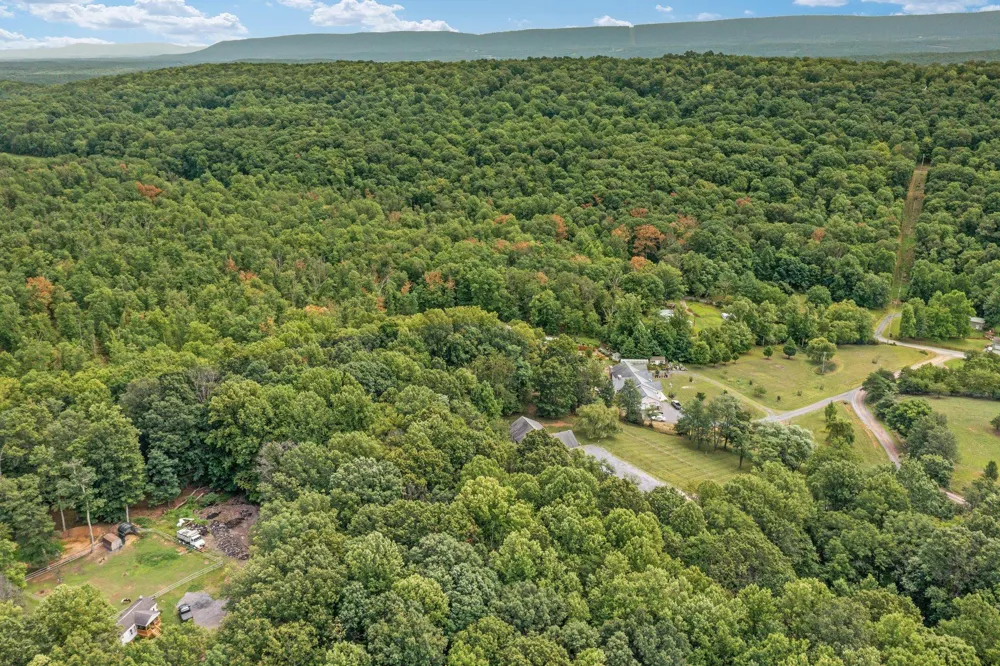 102 ZEBRA LANE Berkeley Springs, WV 25411