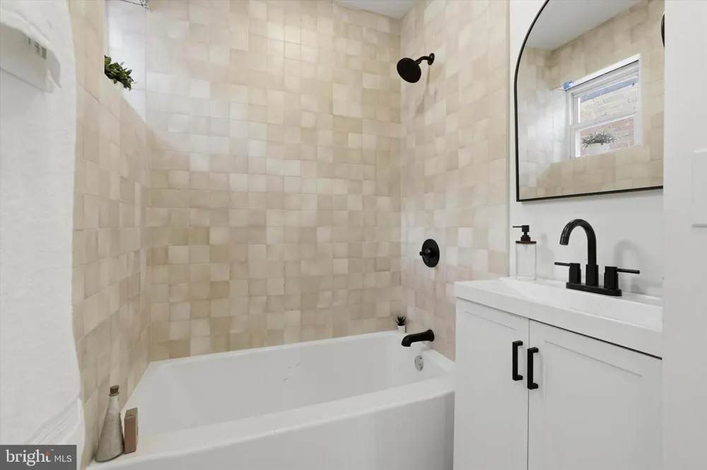 2345 S BANCROFT STREET Philadelphia, PA 19145