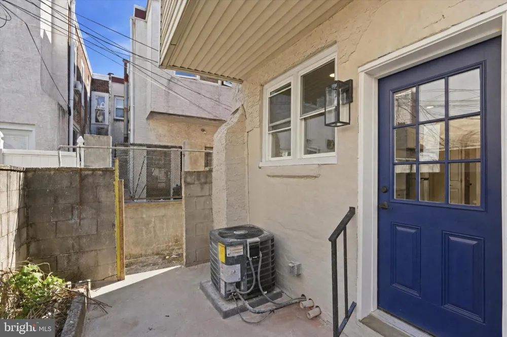 2345 S BANCROFT STREET Philadelphia, PA 19145