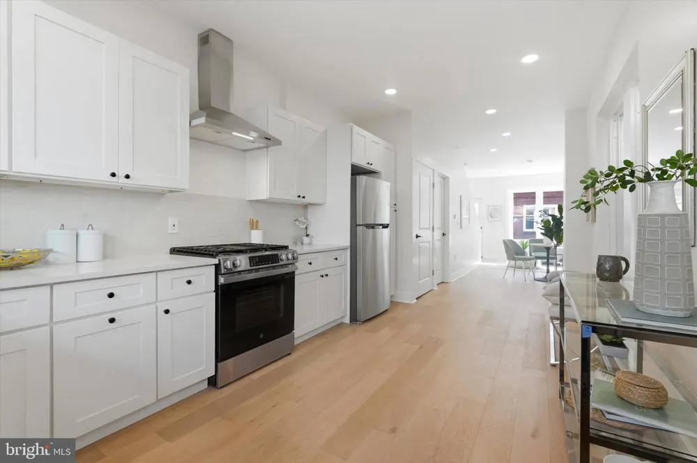 2345 S BANCROFT STREET Philadelphia, PA 19145