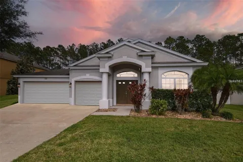 7346 CRESCENT PALM DRIVE