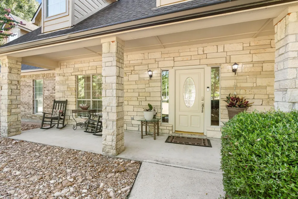 906 Vista Del Lago Drive Huffman, TX 77336