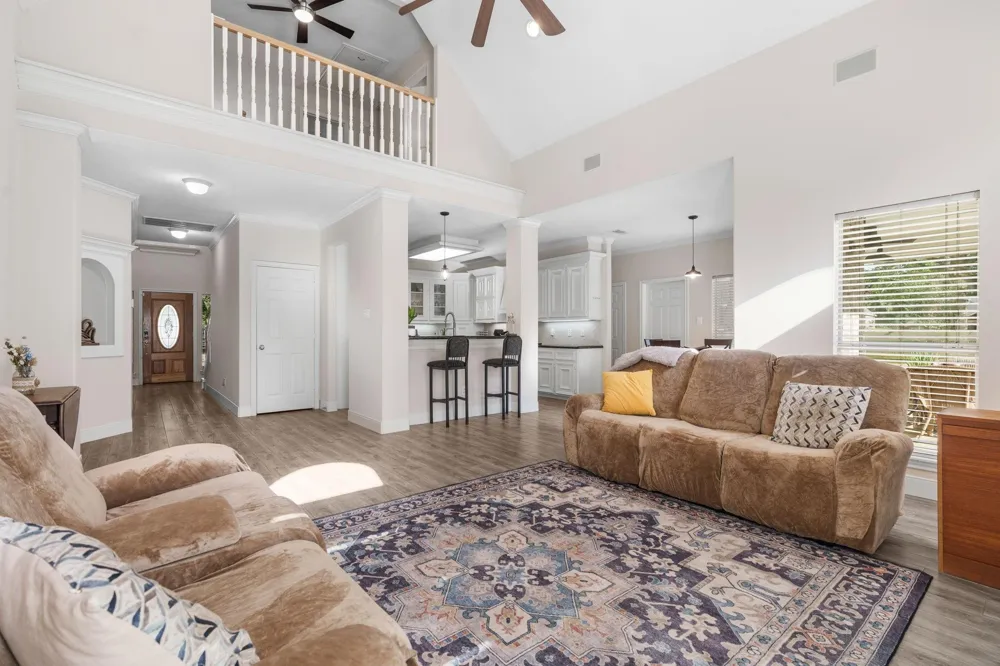 906 Vista Del Lago Drive Huffman, TX 77336