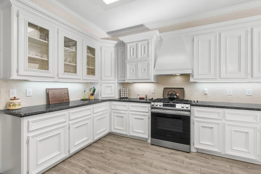 906 Vista Del Lago Drive Huffman, TX 77336