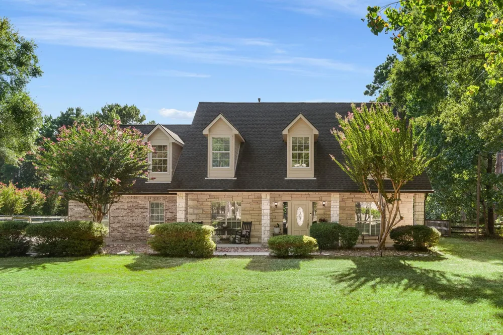 906 Vista Del Lago Drive Huffman, TX 77336