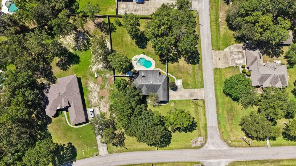 27112 Fairway Crossings Drive Huffman, TX 77336