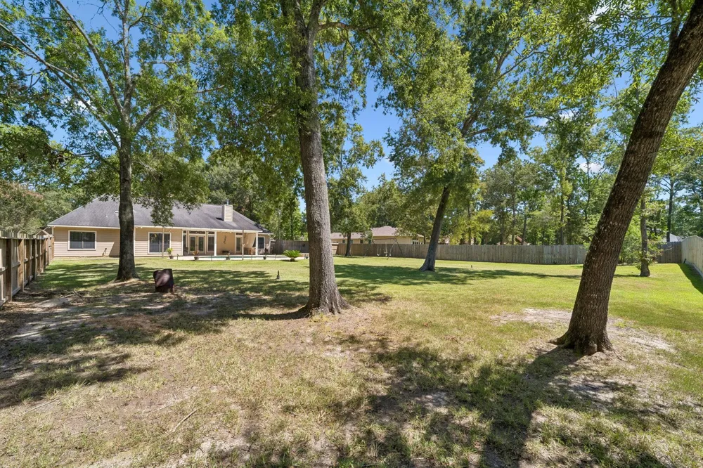 27112 Fairway Crossings Drive Huffman, TX 77336