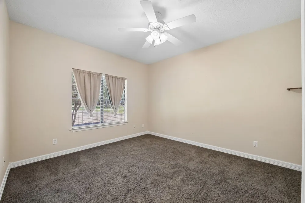 27112 Fairway Crossings Drive Huffman, TX 77336