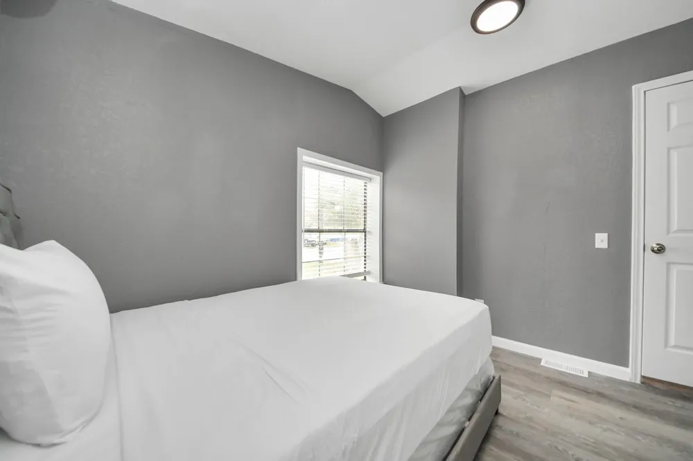 145 W Austin Avenue Pasadena, TX 77502