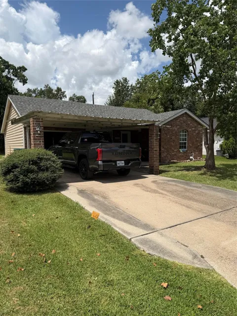 2415 Huntington Drive