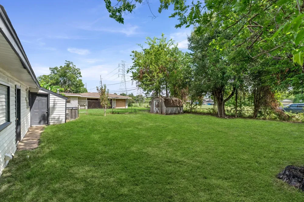 409 Alastair Drive Pasadena, TX 77506