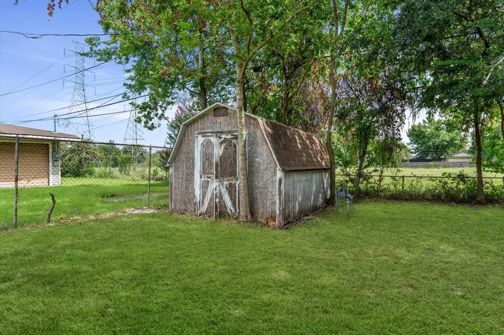409 Alastair Drive Pasadena, TX 77506