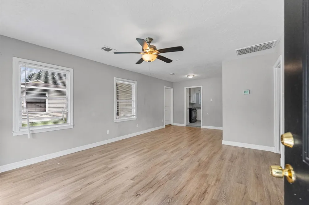 409 Alastair Drive Pasadena, TX 77506